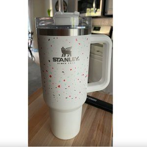 Stanley Adventure 40oz Quencher in White Terrazzo / Confetti